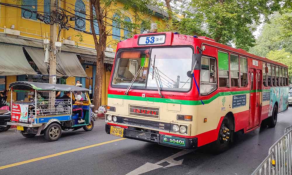 bus-transport-bangkok Bus pour se déplacer à Bangkok