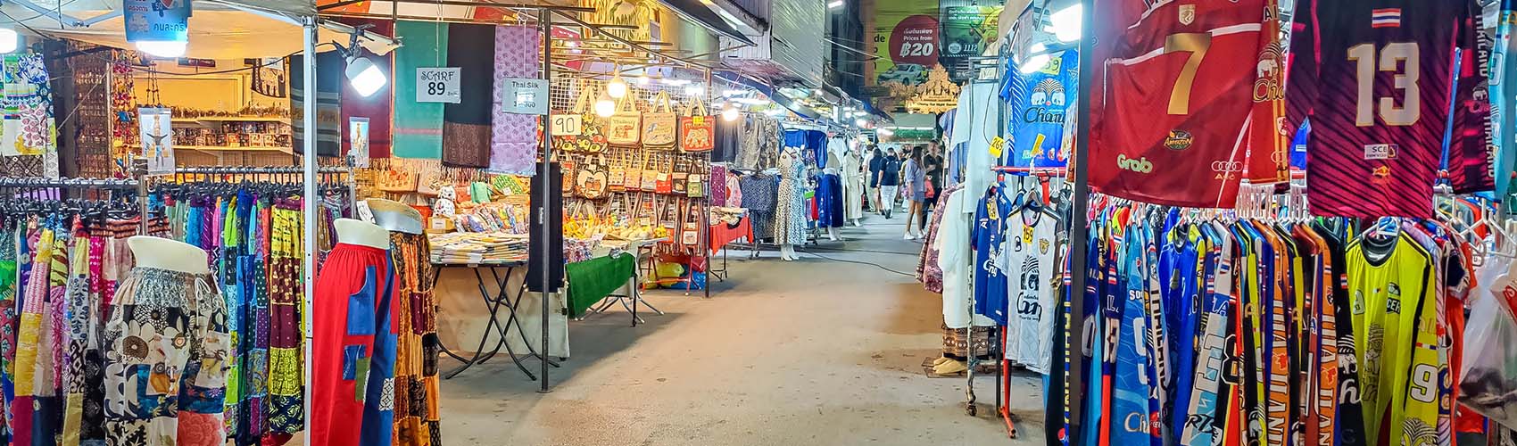 Le marché Night Bazaar à Chiang Rai en Thaïlande