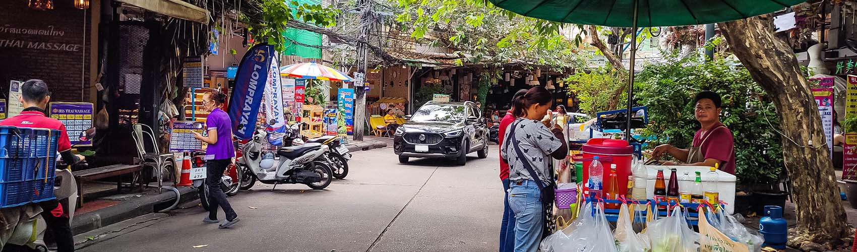 Rue Khao San Road à Bangkok en Thaïlande